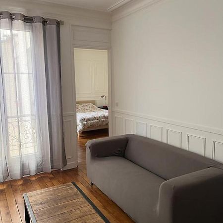 Cosy Appartement Paris A Deux Pas Курбьовоа Екстериор снимка
